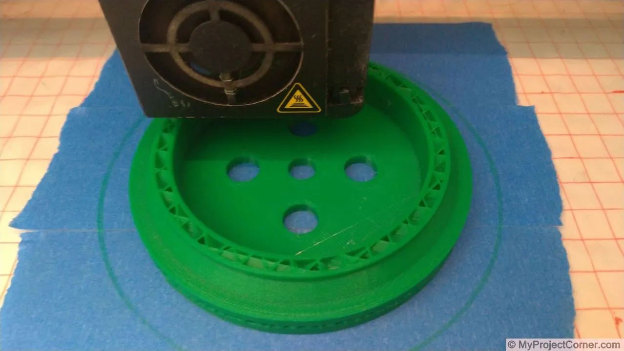3d printing the parts for storage jar fly trap
