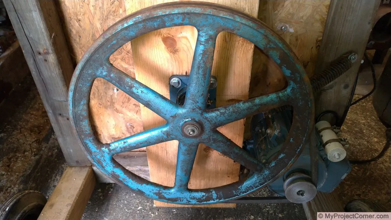 motor and pulley assembly for homemade chicken plucker