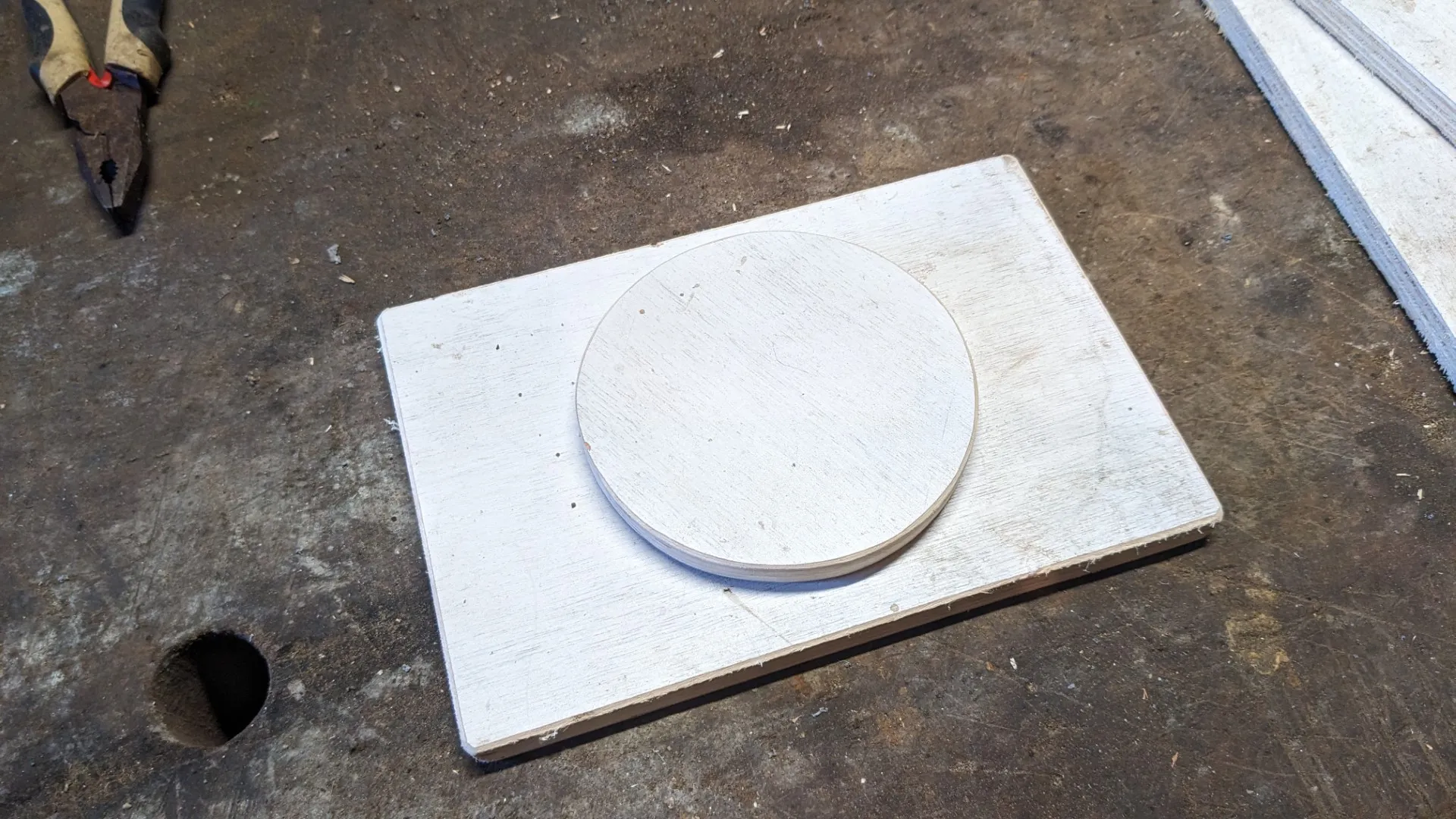 making the press for paper and sawdust logs