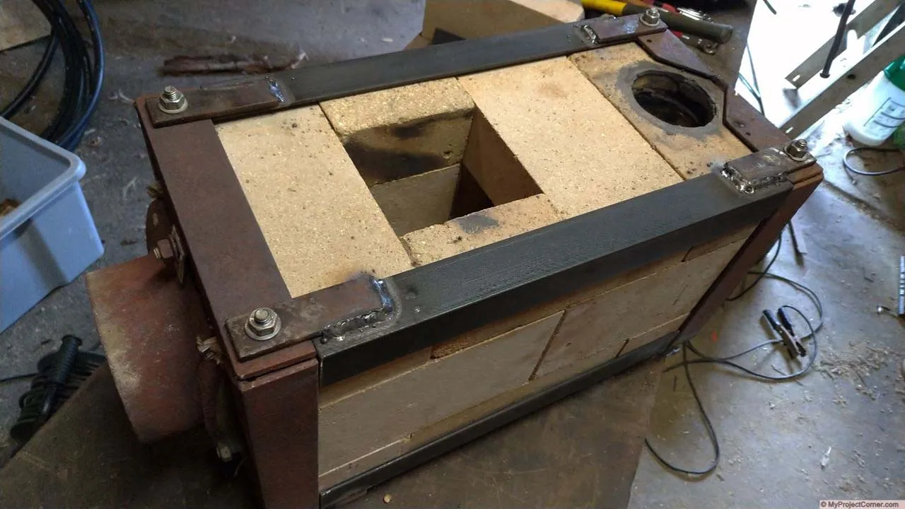 Upgraded pellet rocket stove fire box