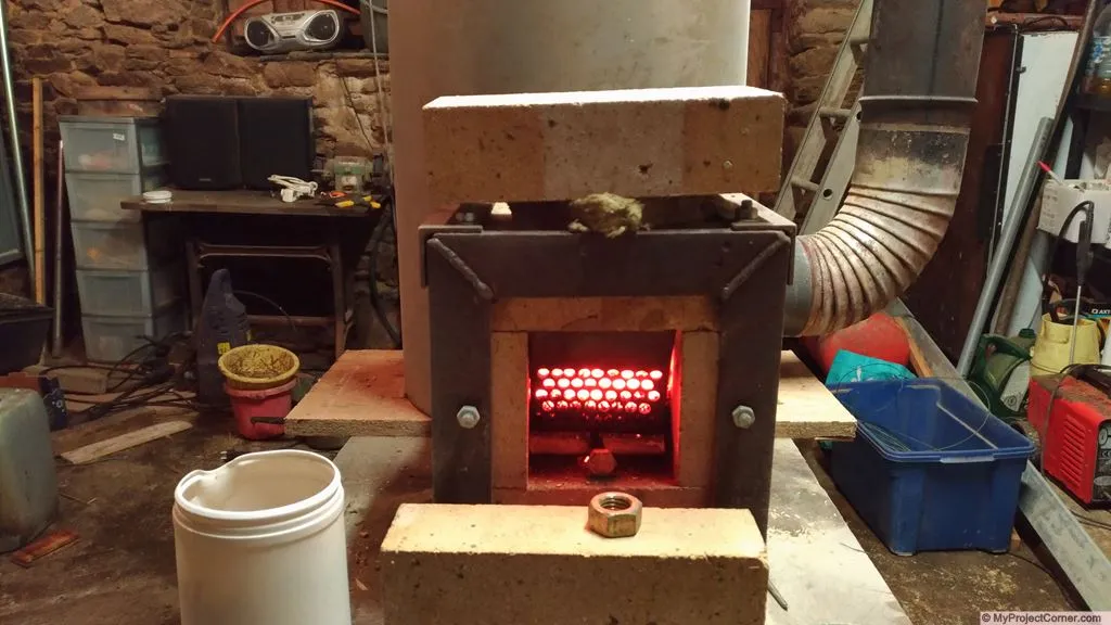 experimenting with pellet rocket stove
