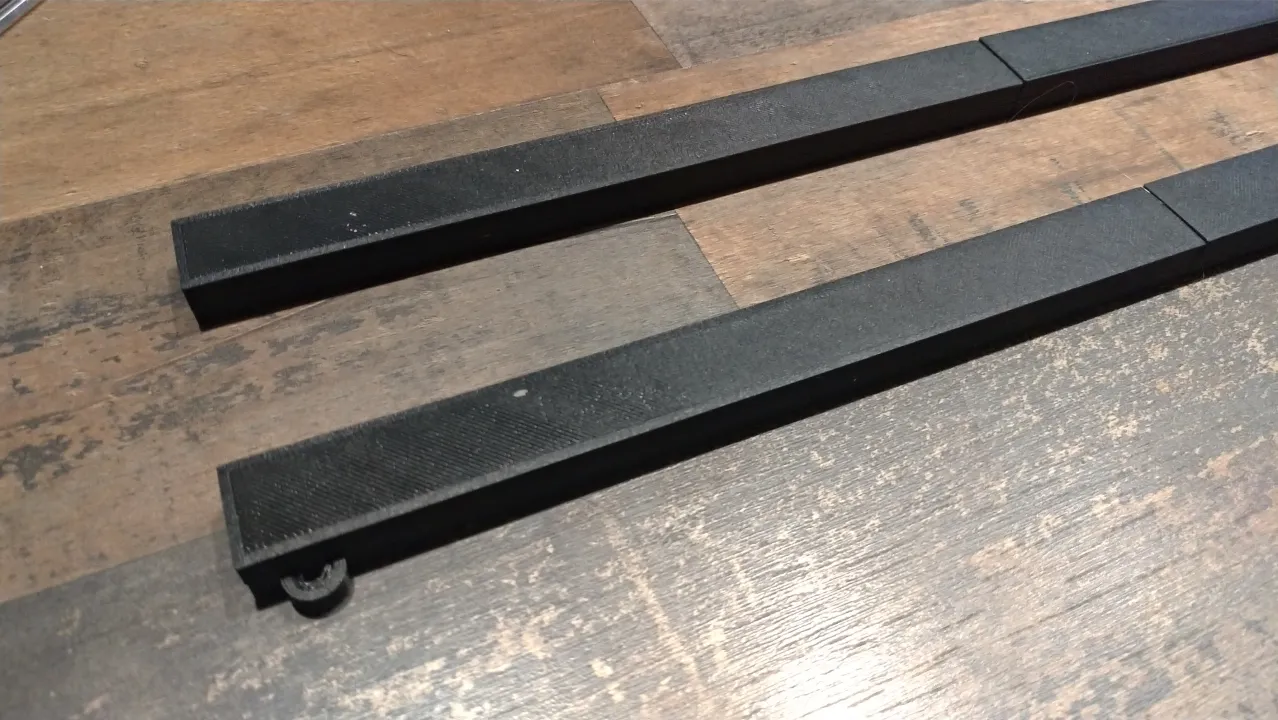 Front sections of magnetic poster holder