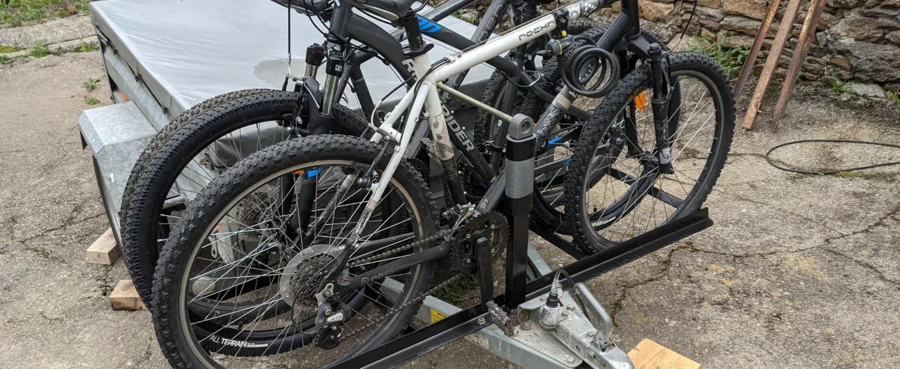 Garage & Auto category cover image