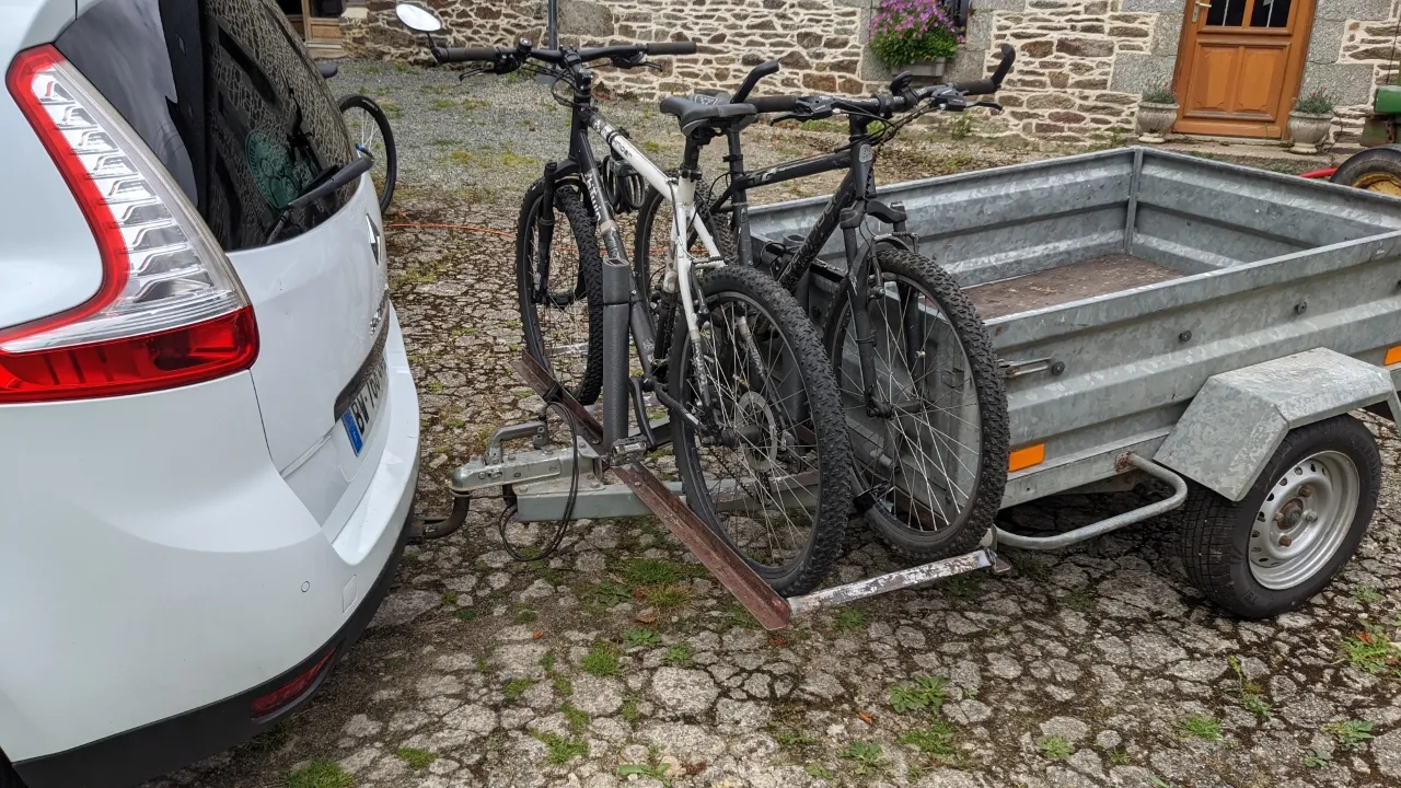 Homemade diy car trailer bike rack vertical trial run